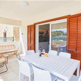 3 bedroom seaside apartments in Sicily, sleeps 6